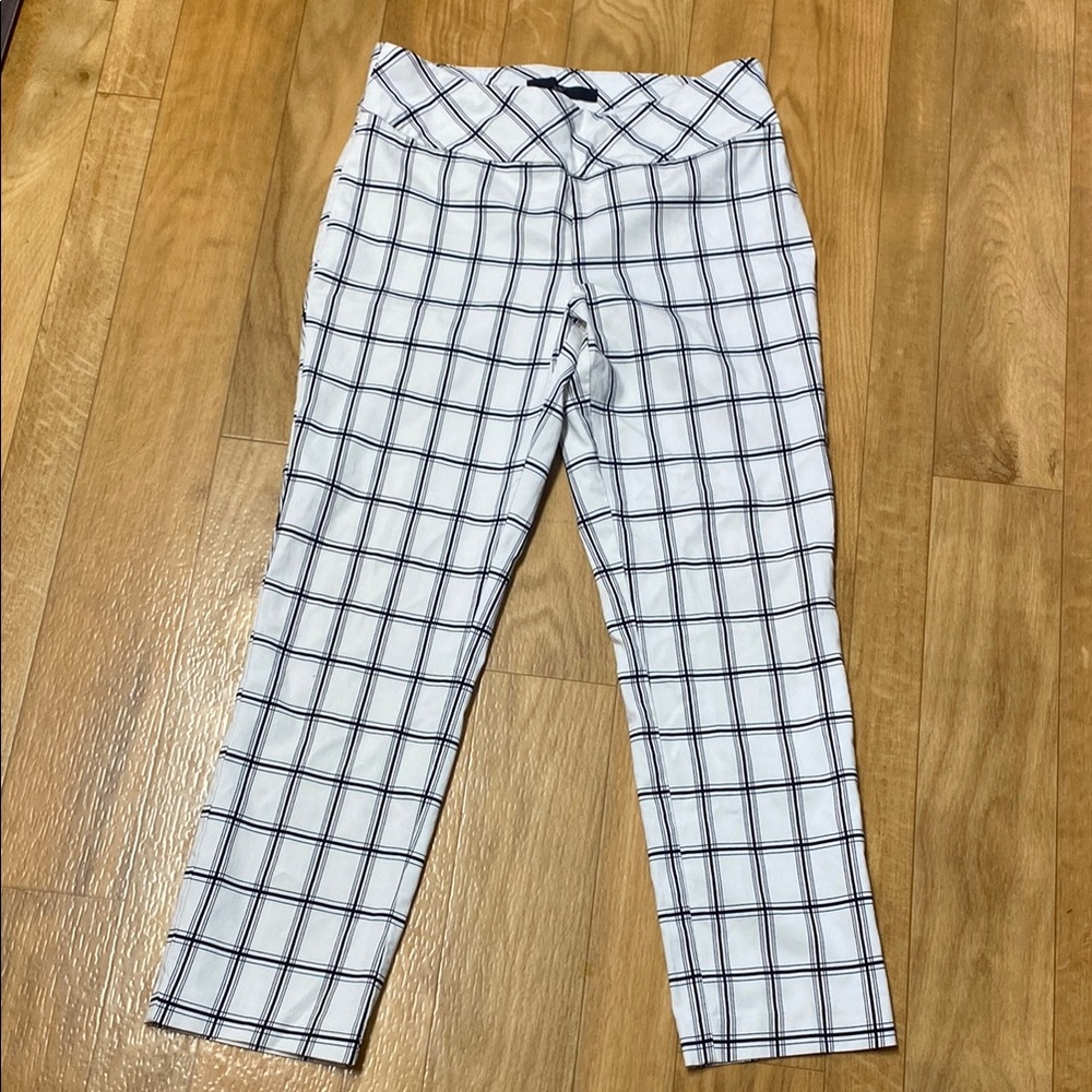 Stampin' Up! White and Black Plaid Pantsuit